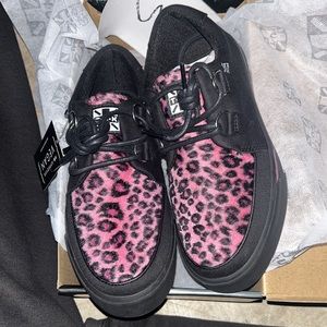 T.U.K Black & Pink Leopard Sneaker